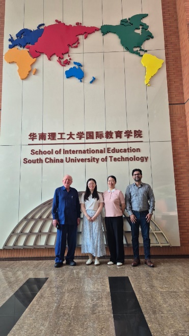 Student Gateway team with the SCUT team at the School of International Education.